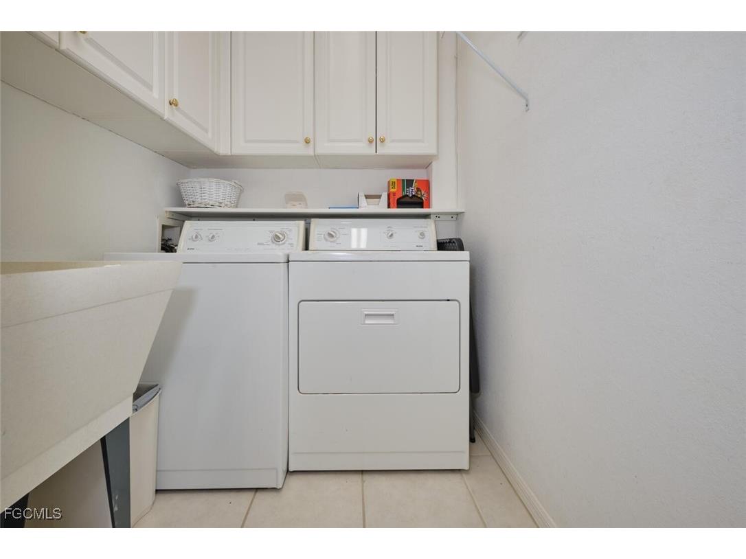 3411 Marbella Court Bonita Springs FL 34134 2025025078 image33