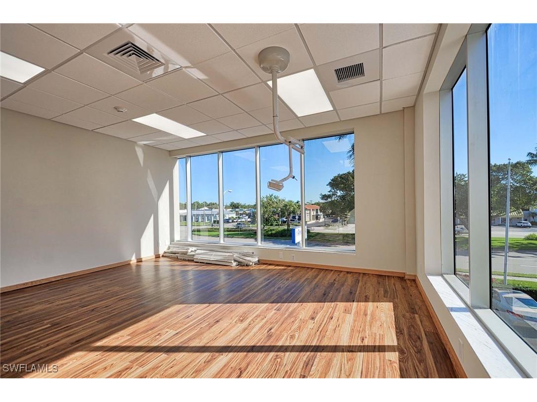 3411 Tamiami Trail N #2 Naples FL 34103 224085713 image12