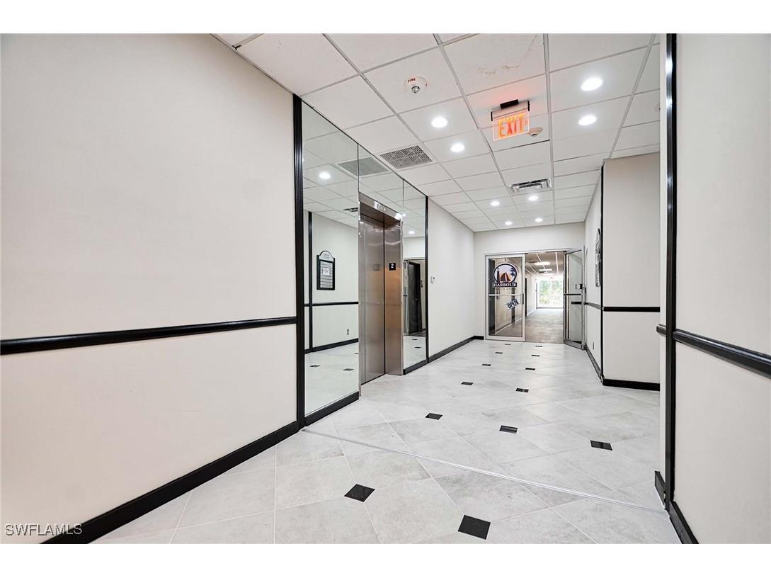 3411 Tamiami Trail N #2 Naples FL 34103 224085713 image3