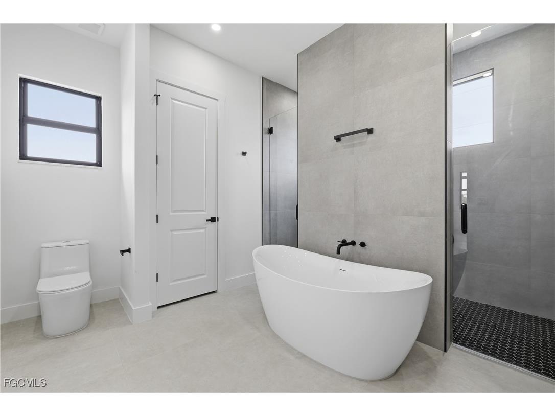 3412 NE 21st Place Cape Coral FL 33909 2025013338 image24