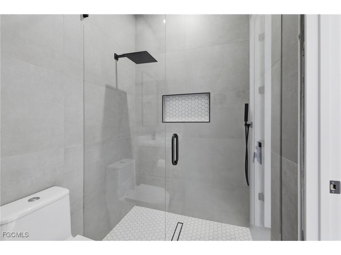 3412 NE 21st Place Cape Coral FL 33909 2025013338 image40