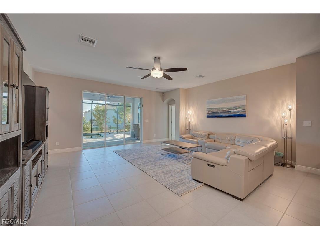 3412 NW 15th Lane Cape Coral FL 33993 2026012461 image8