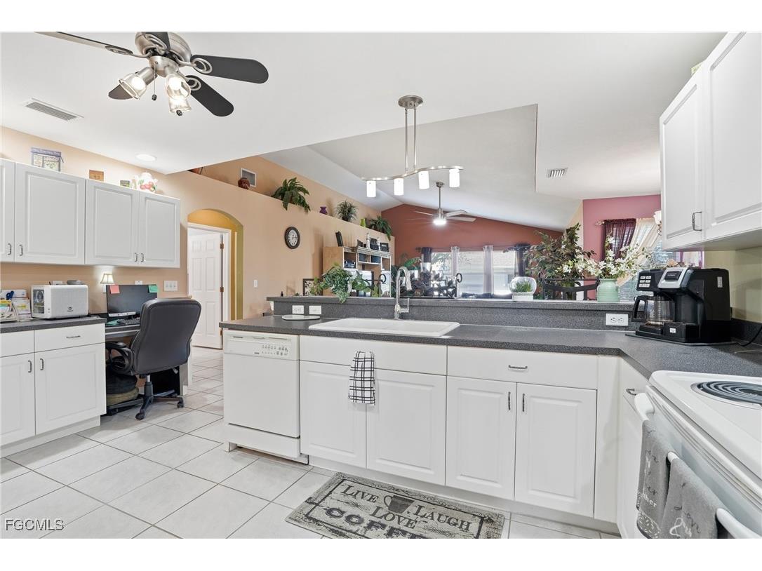 3412 SW 1st Avenue Cape Coral FL 33914 2025024646 image14