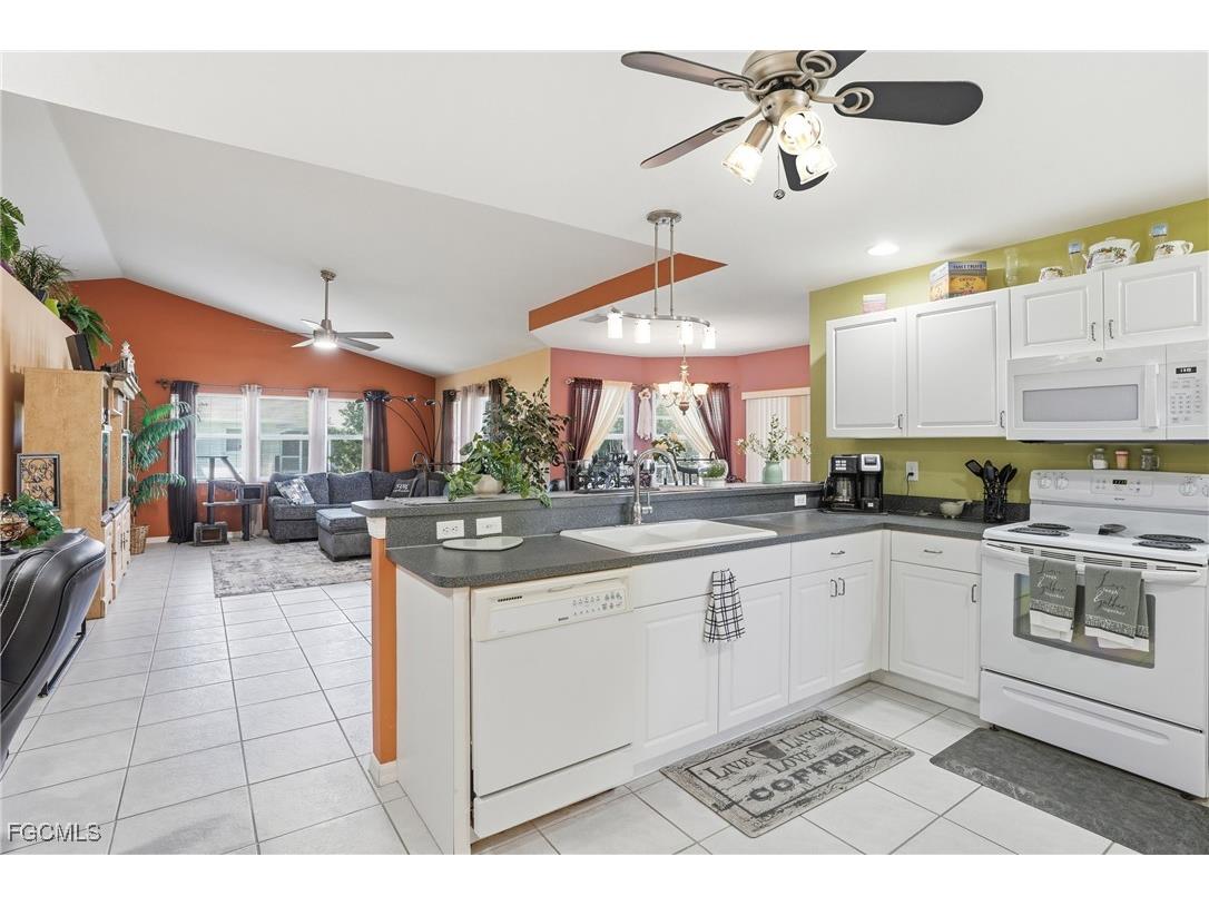 3412 SW 1st Avenue Cape Coral FL 33914 2025024646 image15