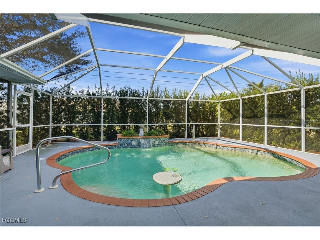 3412 SW 1st Avenue Cape Coral FL 33914 2025024646 image40