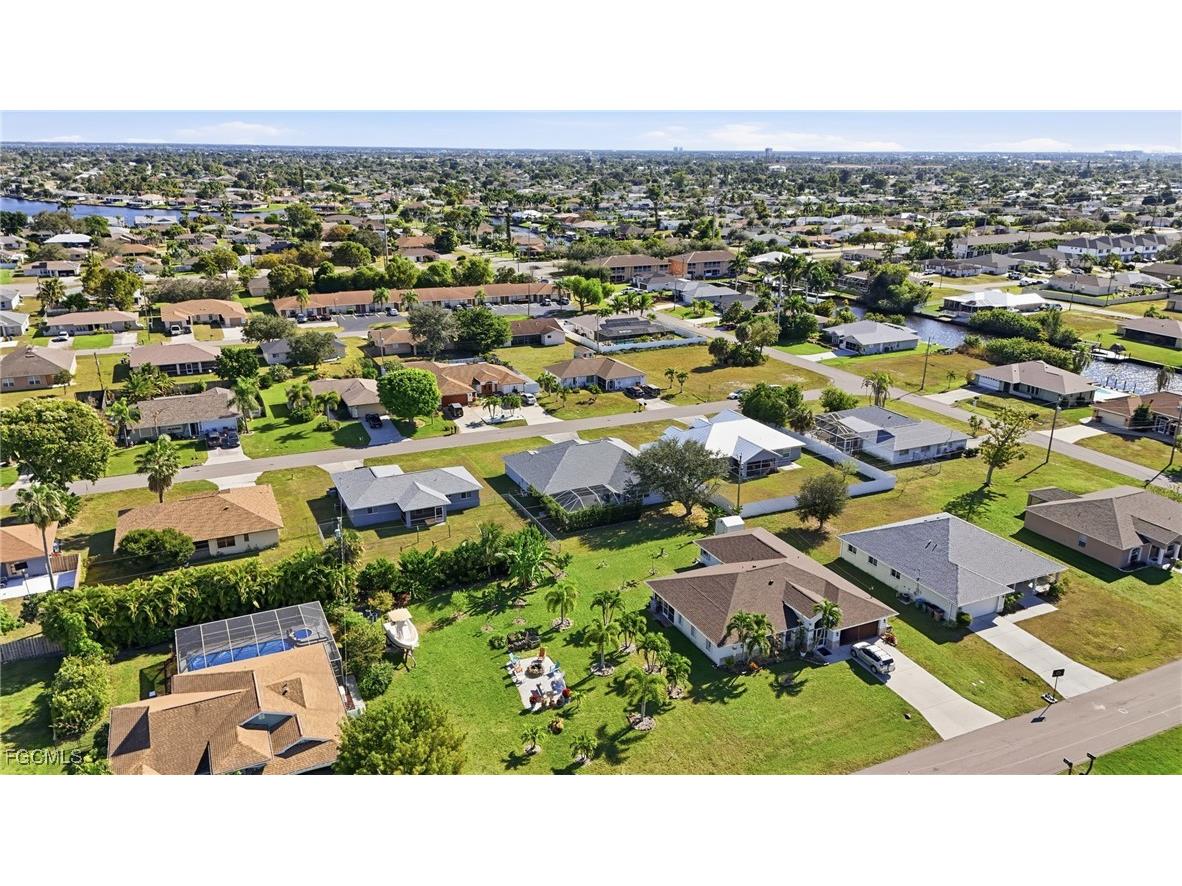3412 SW 1st Avenue Cape Coral FL 33914 2025024646 image48