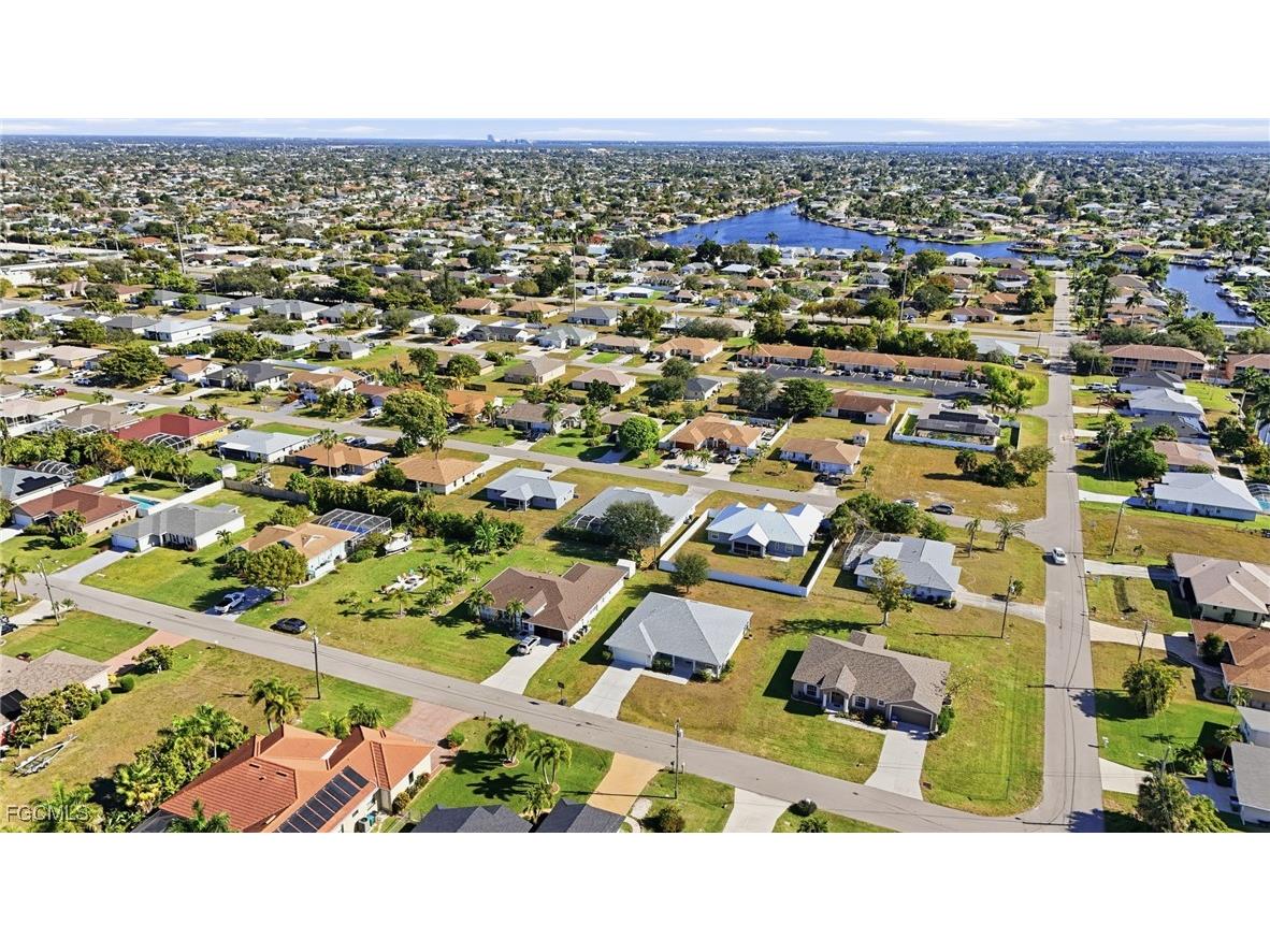 3412 SW 1st Avenue Cape Coral FL 33914 2025024646 image49