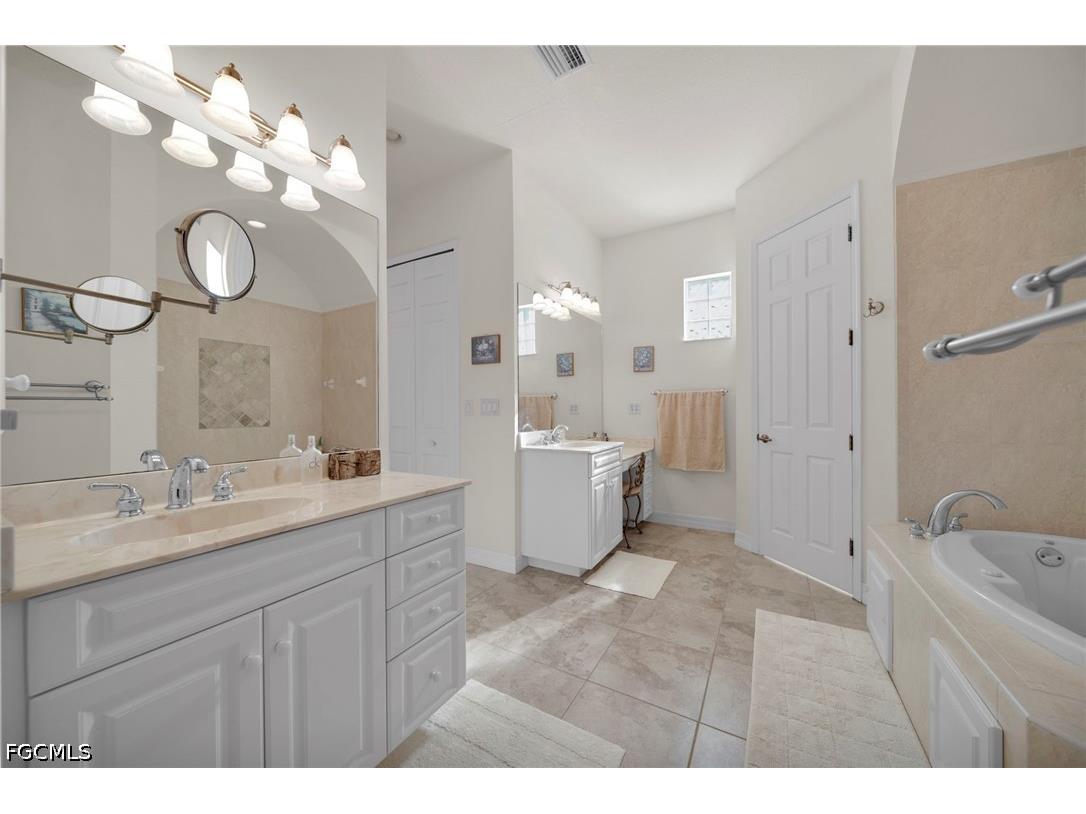 3413 Embers Parkway W Cape Coral FL 33993 2026017428 image27