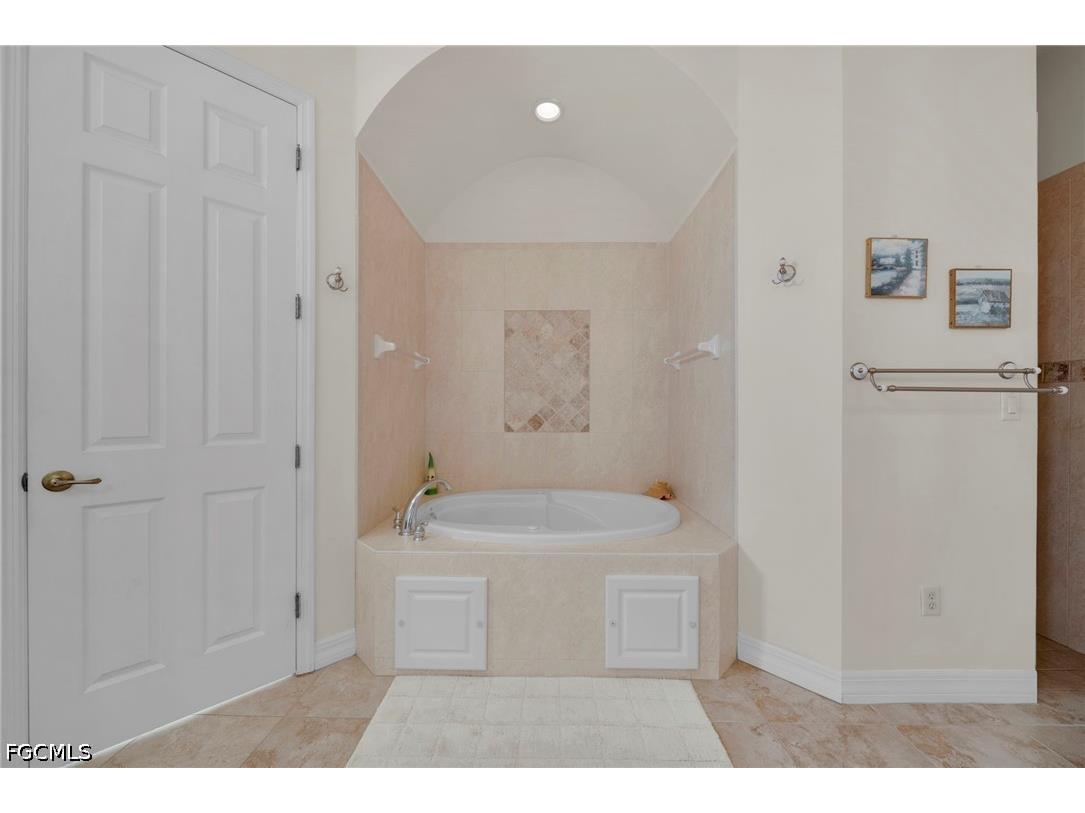 3413 Embers Parkway W Cape Coral FL 33993 2026017428 image28
