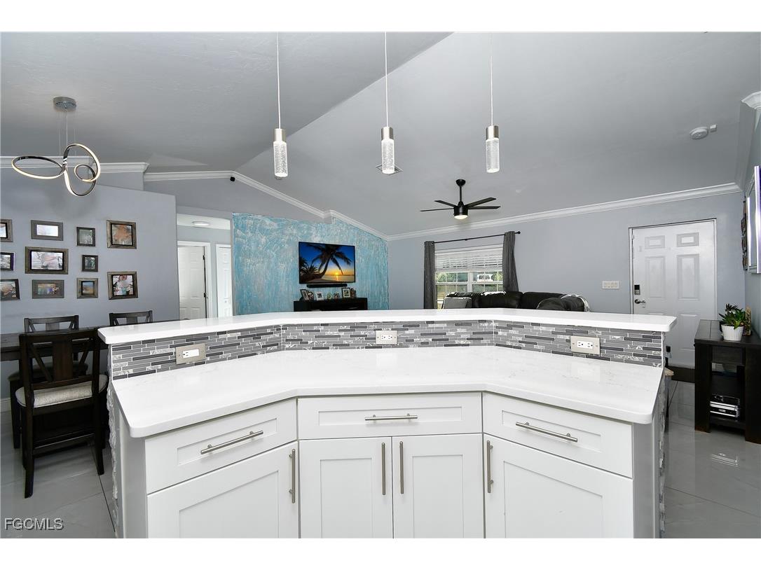 3414 40th Street SW Lehigh Acres FL 33976 2026002624 image8