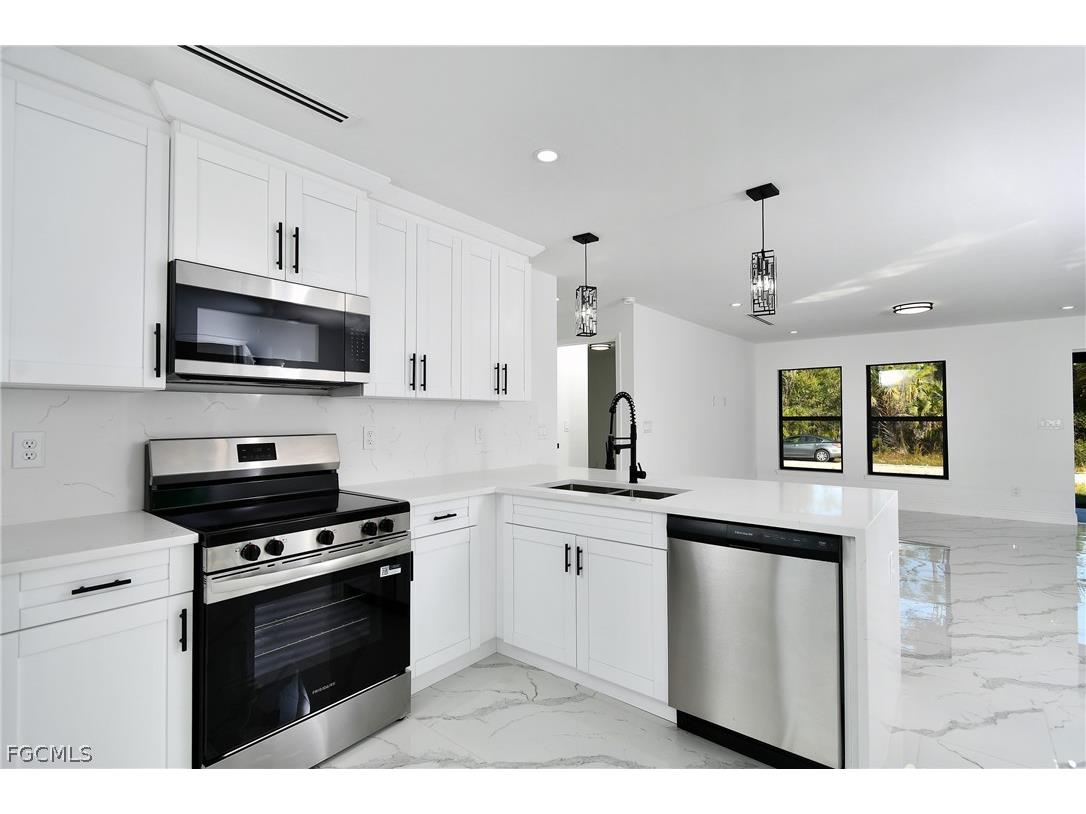 3417 57th Street W Lehigh Acres FL 33971 2025025716 image9