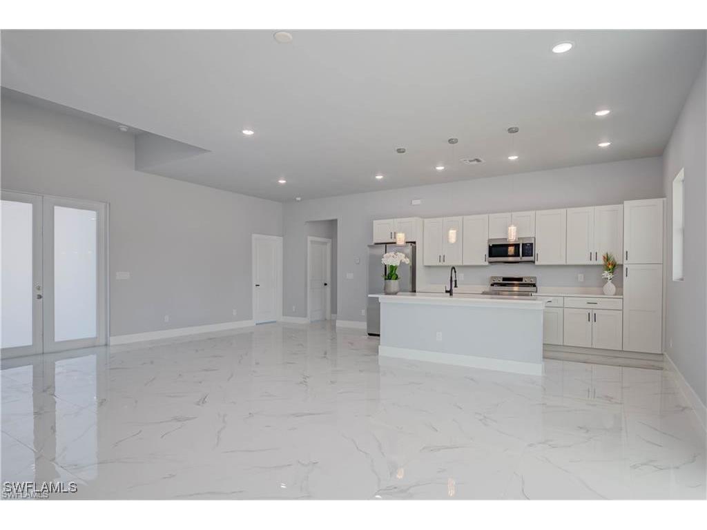 3417 71st Street W Lehigh Acres FL 33971 225081091 image1