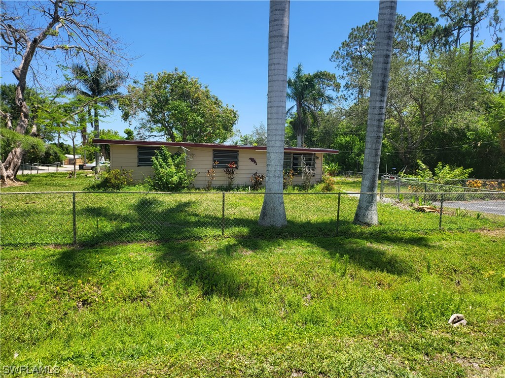 3417 Guilford Road Naples FL 34112 223042628 image1