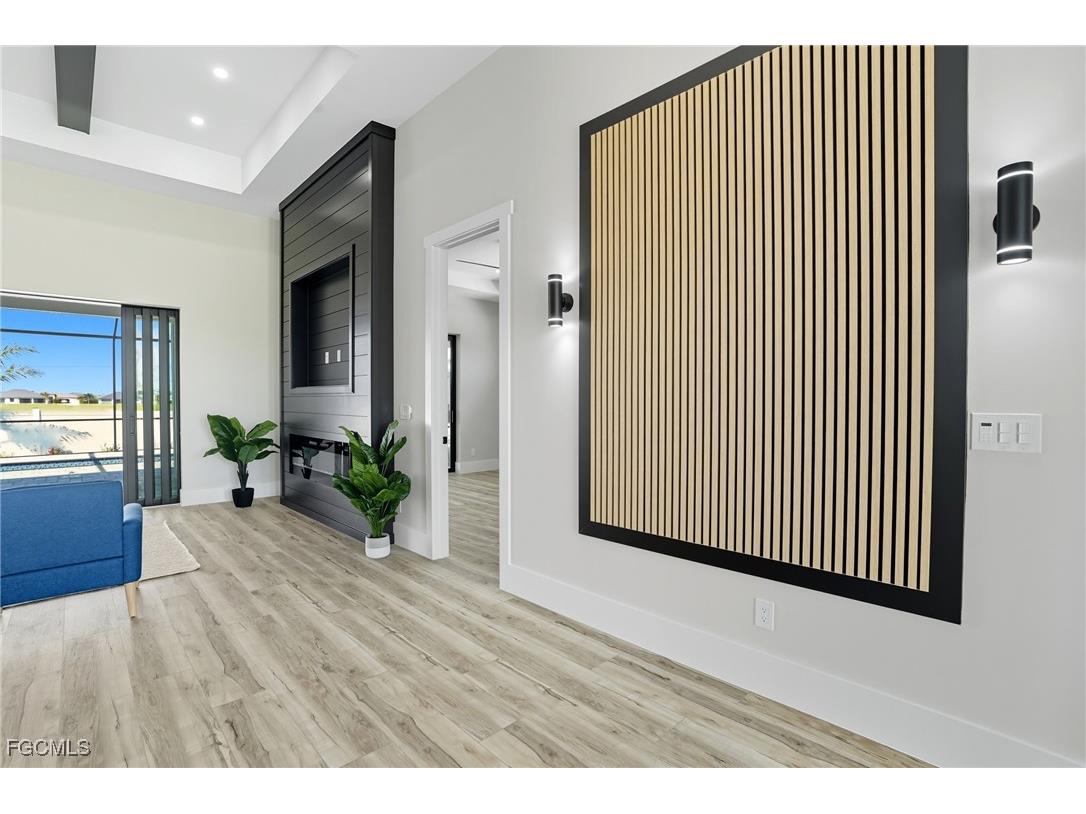 3417 Gulfstream Parkway Cape Coral FL 33993 2025012029 image10