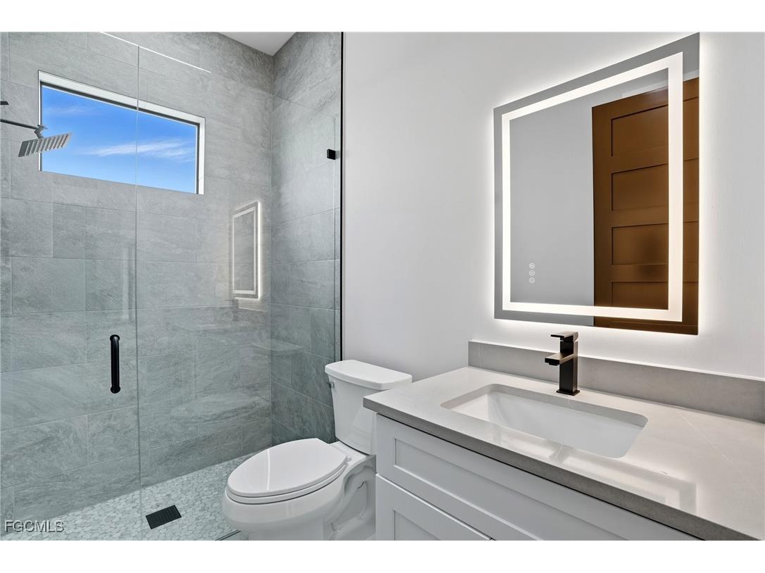 3417 Gulfstream Parkway Cape Coral FL 33993 2025012029 image39