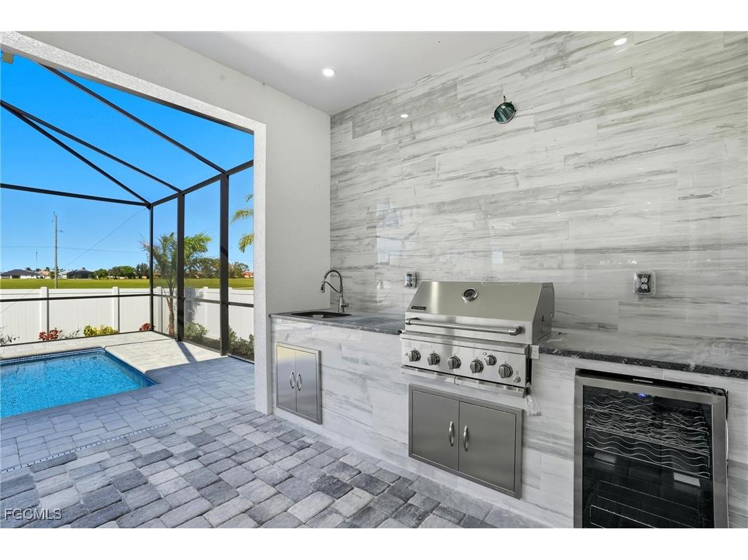 3417 Gulfstream Parkway Cape Coral FL 33993 2025012029 image45