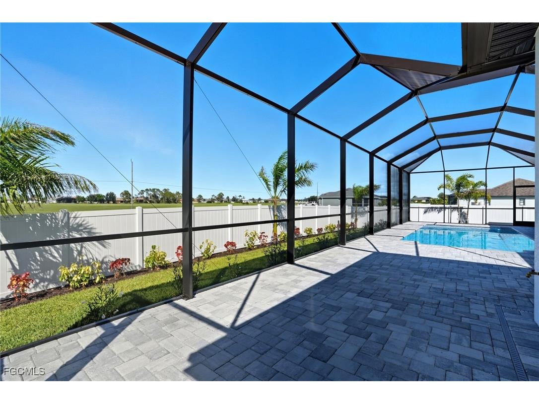 3417 Gulfstream Parkway Cape Coral FL 33993 2025012029 image48