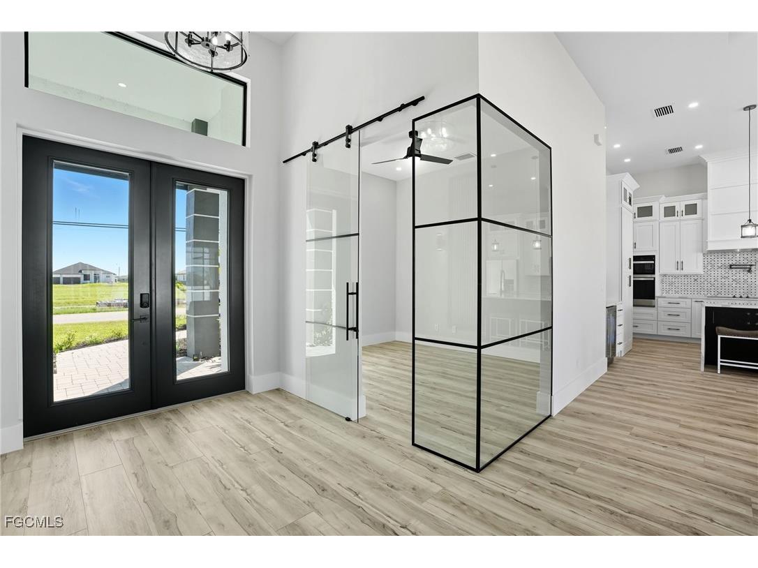 3417 Gulfstream Parkway Cape Coral FL 33993 2025012029 image9