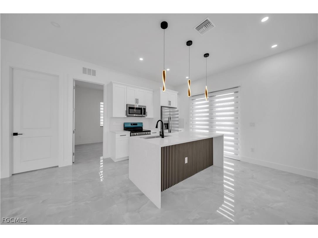 3417 Judy Avenue N Lehigh Acres FL 33971 2026013146 image5