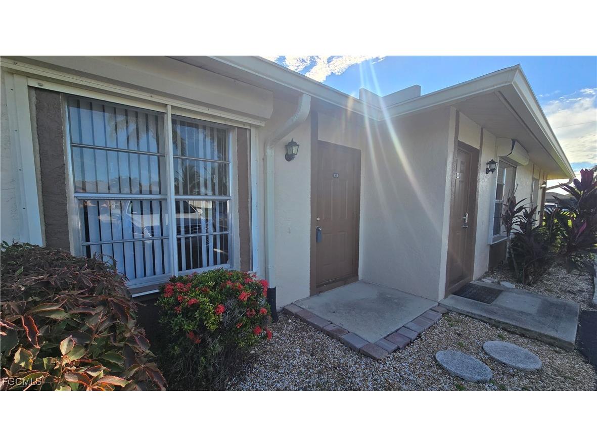 3417 SW Santa Barbara Place #114 Cape Coral FL 33914 2025008072 image1
