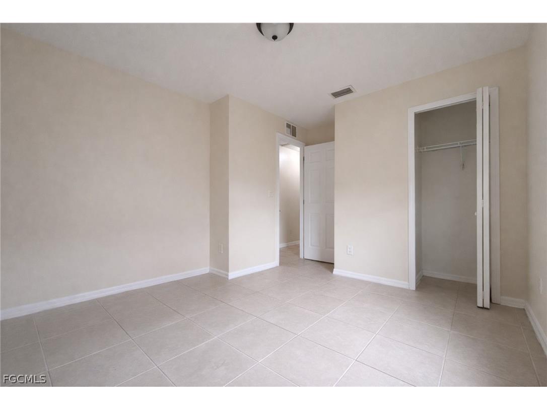 3417 South Street Fort Myers FL 33916 2026013170 image10