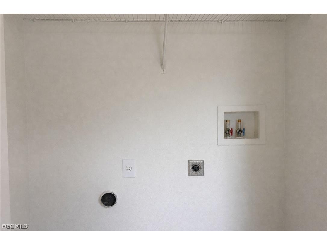 3417 South Street Fort Myers FL 33916 2026013170 image13