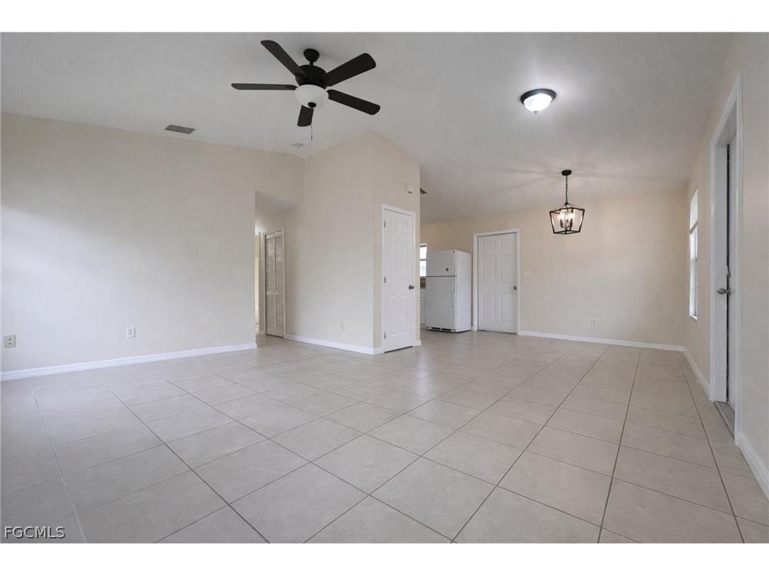 3417 South Street Fort Myers FL 33916 2026013170 image4