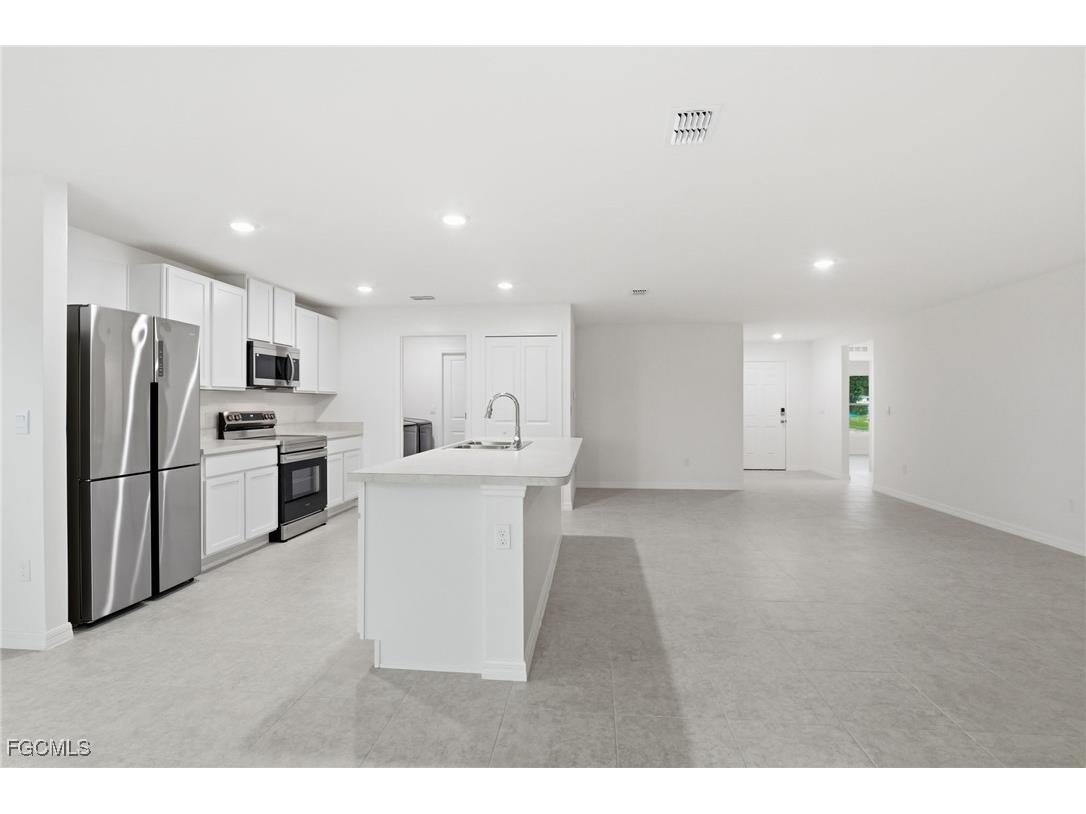 3418 20th Street SW Lehigh Acres FL 33976 2025024018 image7