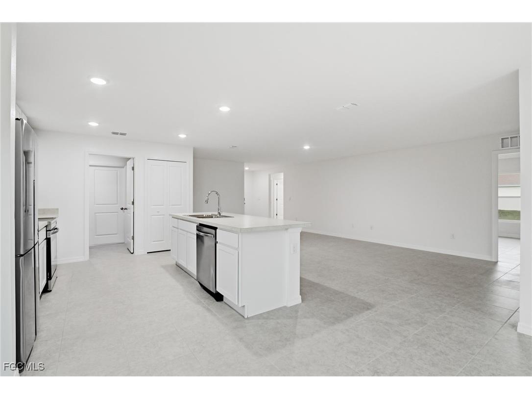 3418 20th Street SW Lehigh Acres FL 33976 2025024018 image8