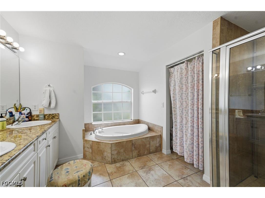 3418 Oasis Boulevard Cape Coral FL 33914 2026030302 image15