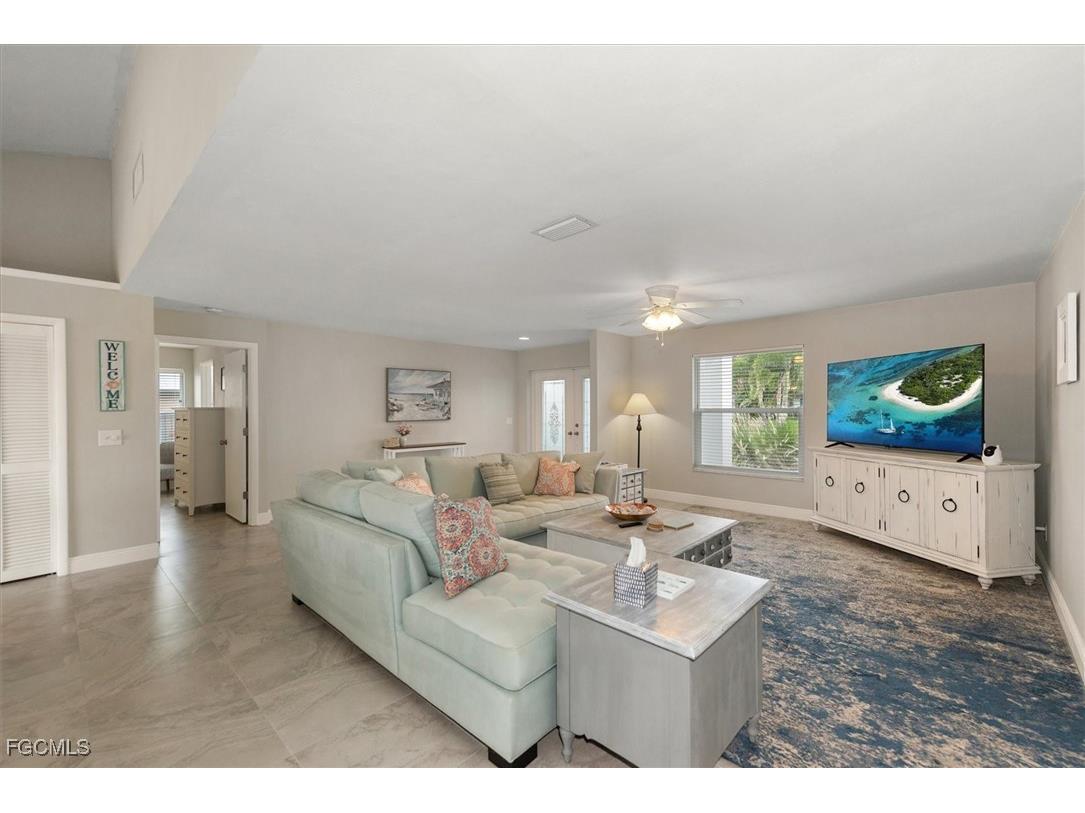 3418 SE 19th Avenue Cape Coral FL 33904 2025002396 image6