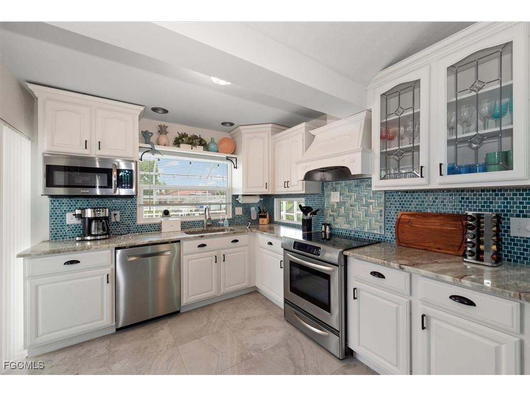 3418 SE 19th Avenue Cape Coral FL 33904 2025002396 image9