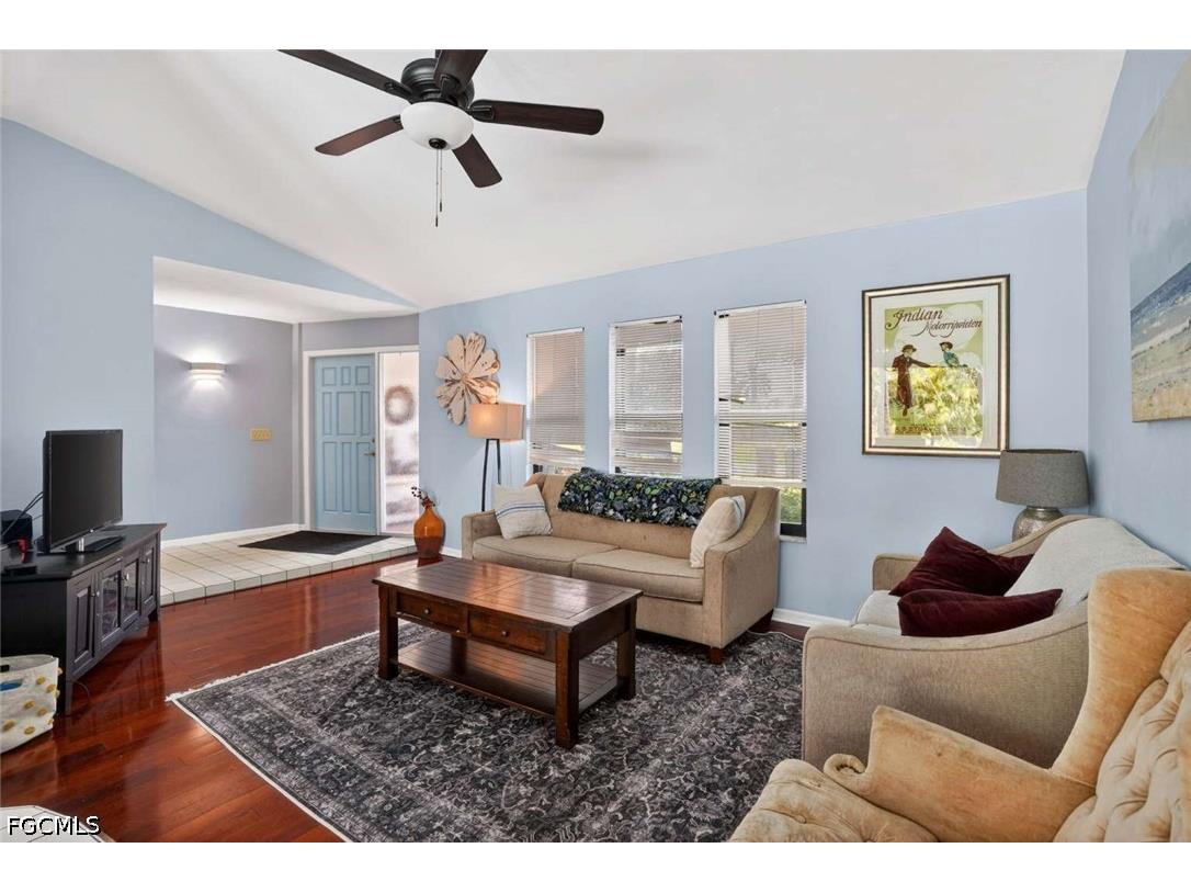 3418 SW 5th Place Cape Coral FL 33914 2026017825 image3