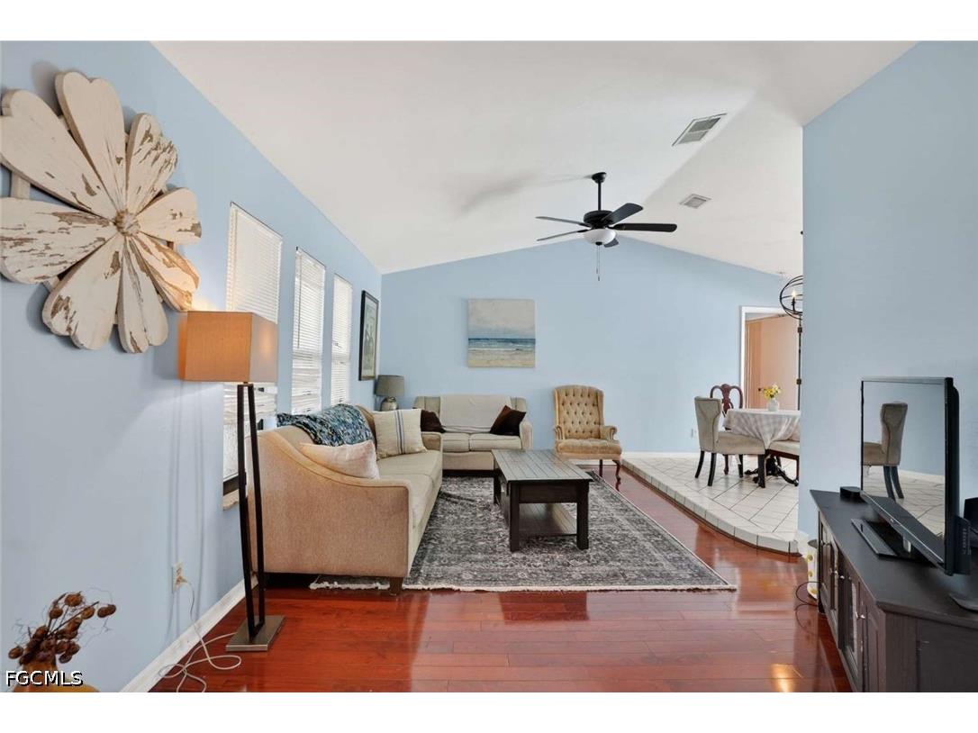 3418 SW 5th Place Cape Coral FL 33914 2026017825 image5