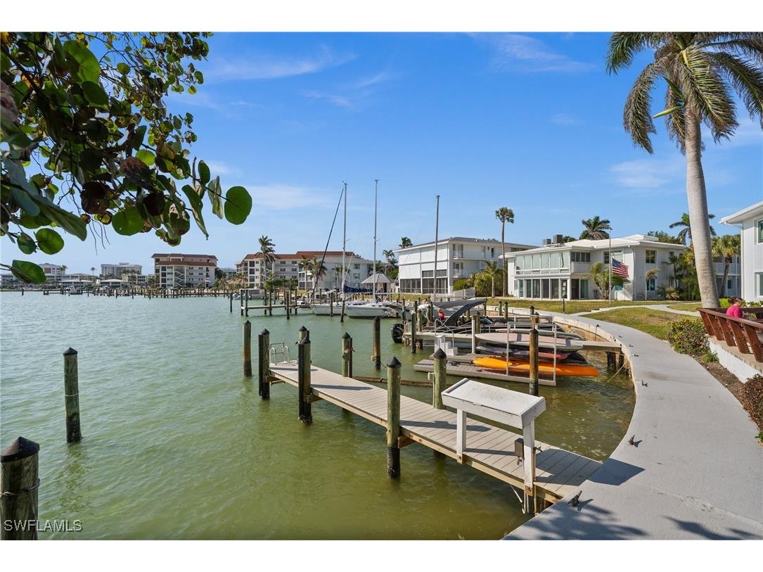 342 Harbour Drive #342 Naples FL 34103 225080485 image28