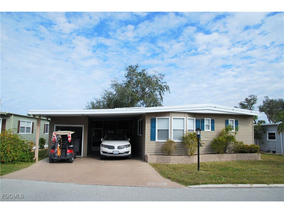 342 Nicklaus Boulevard North Fort Myers FL 33903 2025023342 image1