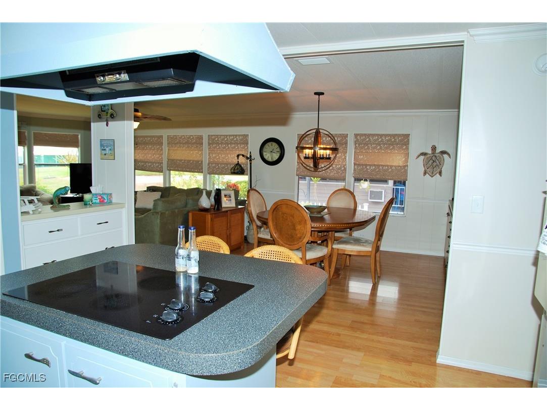 342 Nicklaus Boulevard North Fort Myers FL 33903 2025023342 image12