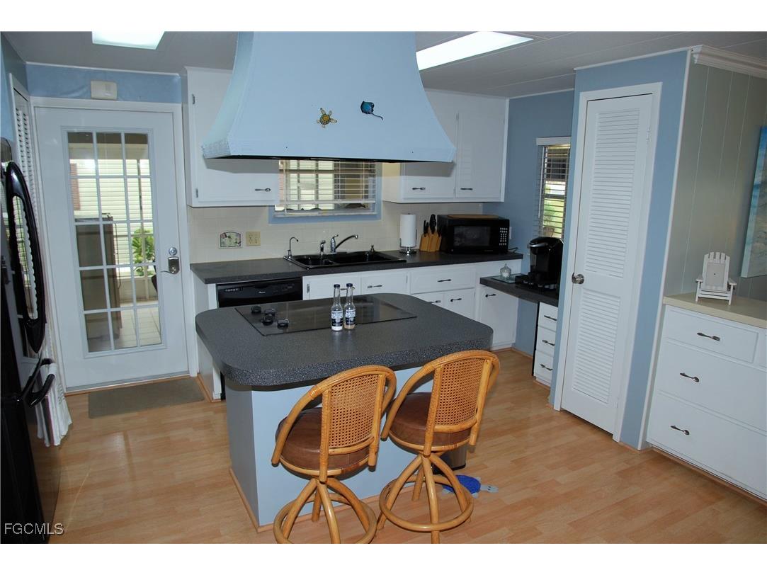 342 Nicklaus Boulevard North Fort Myers FL 33903 2025023342 image13