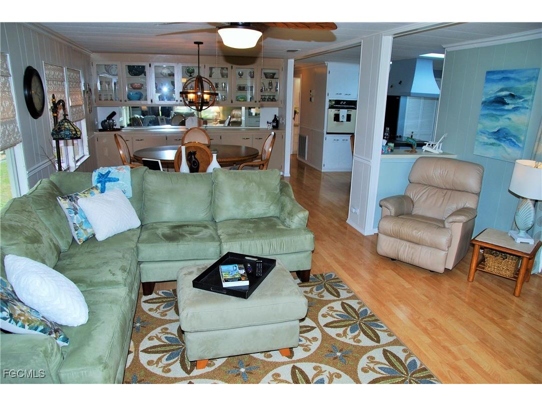 342 Nicklaus Boulevard North Fort Myers FL 33903 2025023342 image17