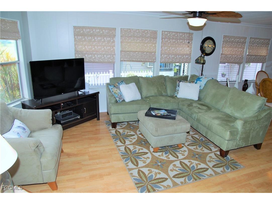 342 Nicklaus Boulevard North Fort Myers FL 33903 2025023342 image19