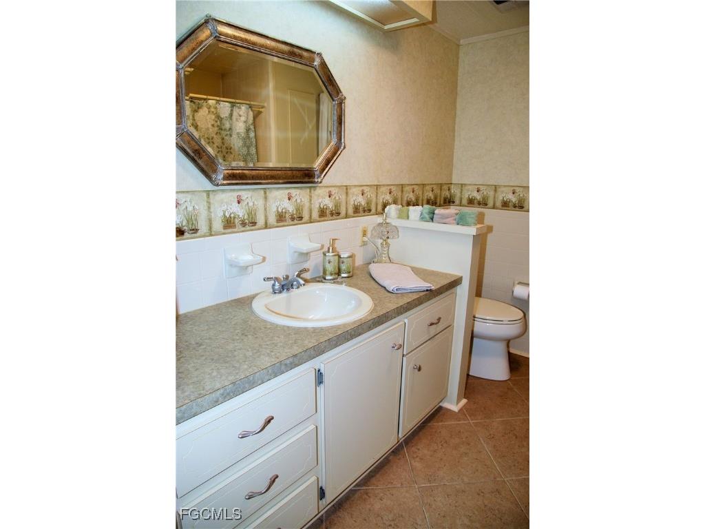 342 Nicklaus Boulevard North Fort Myers FL 33903 2025023342 image28