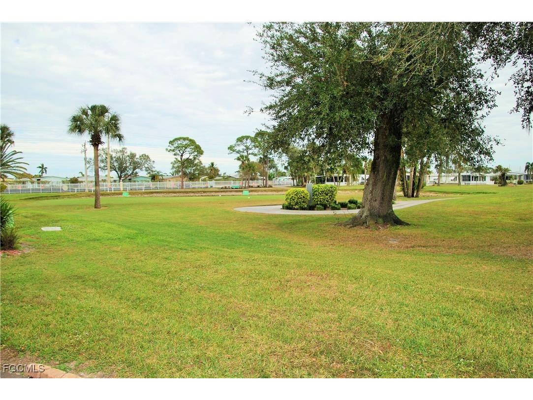 342 Nicklaus Boulevard North Fort Myers FL 33903 2025023342 image39