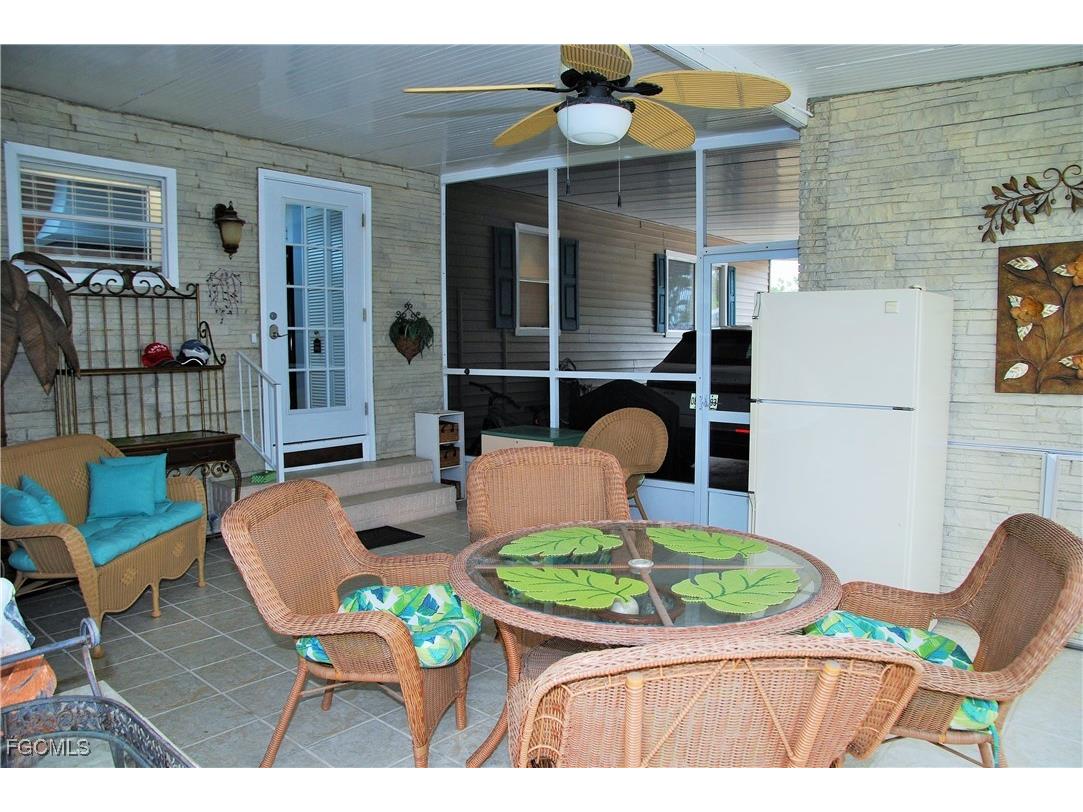 342 Nicklaus Boulevard North Fort Myers FL 33903 2025023342 image6