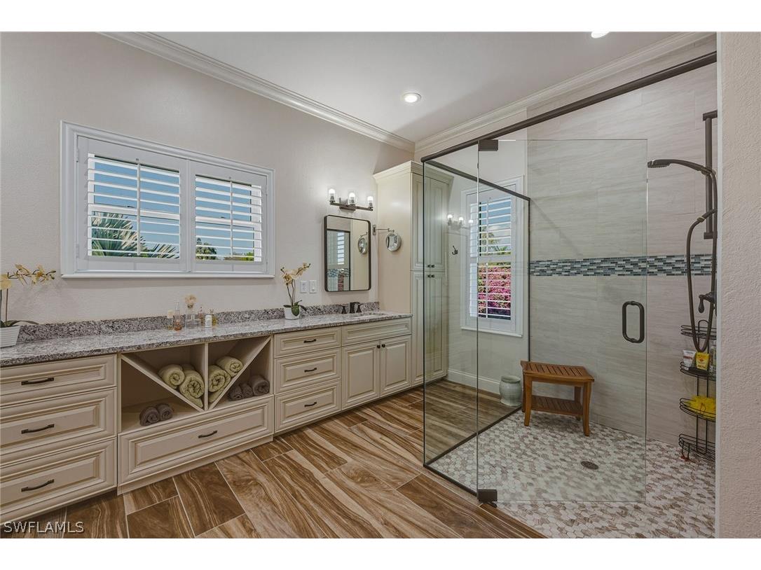 3420 Bedford Court Naples FL 34112 226008166 image23