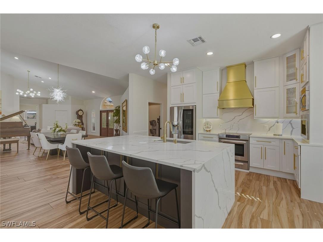 3420 Bedford Court Naples FL 34112 226008166 image7