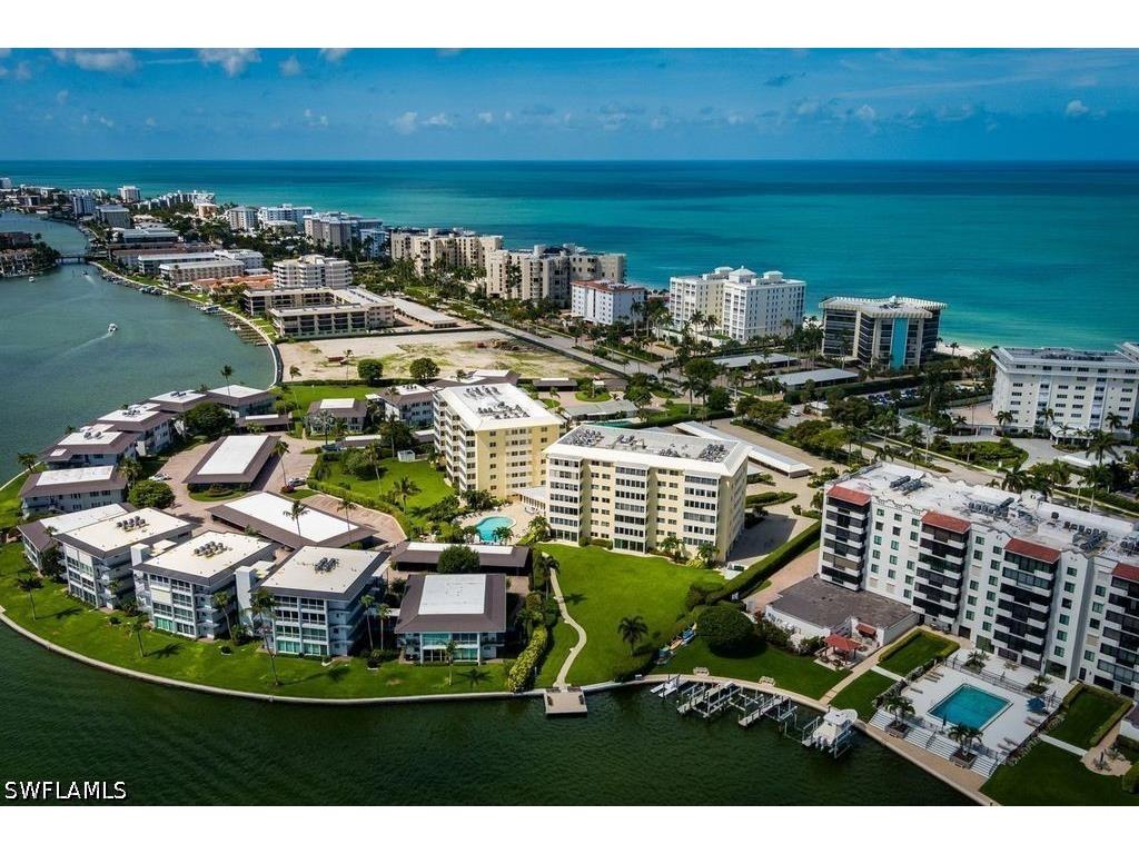 3420 Gulf Shore Boulevard N #14 Naples FL 34103 226021003 image1