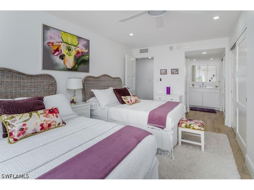 3420 Gulf Shore Boulevard N #14 Naples FL 34103 226021003 image16