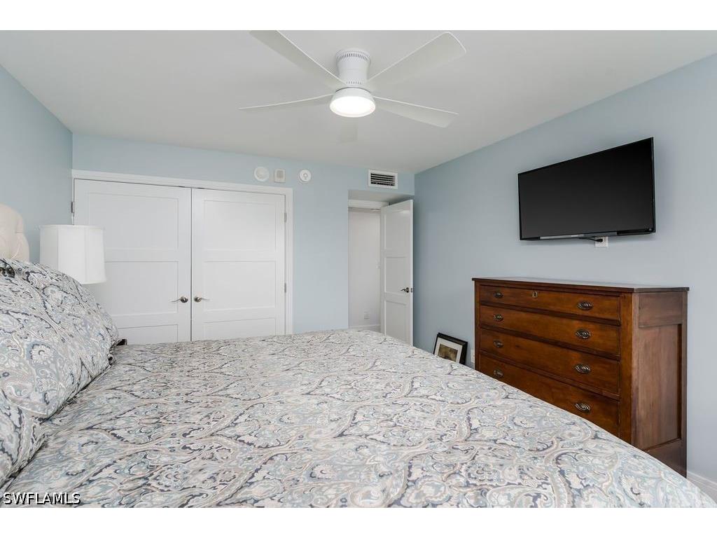 3420 Gulf Shore Boulevard N #14 Naples FL 34103 226021003 image19