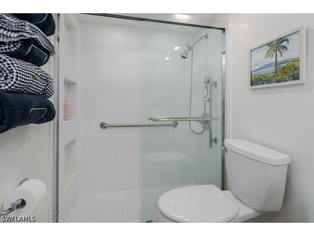 3420 Gulf Shore Boulevard N #14 Naples FL 34103 226021003 image23