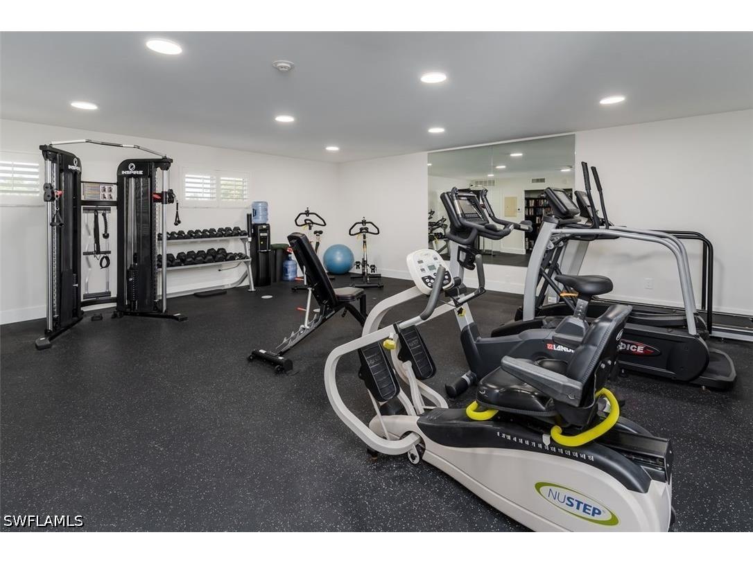 3420 Gulf Shore Boulevard N #14 Naples FL 34103 226021003 image26